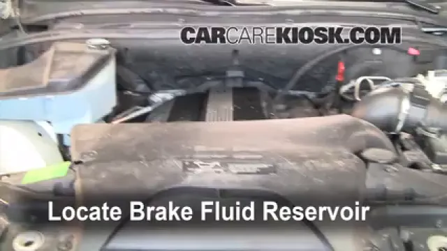 2001 BMW X5 3.0i 3.0L 6 Cyl. Liquide de frein Contrôler le niveau de liquide de frein